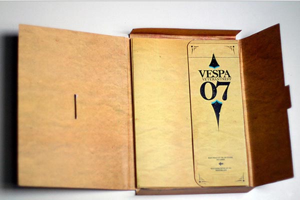 Vespa-Brochure2